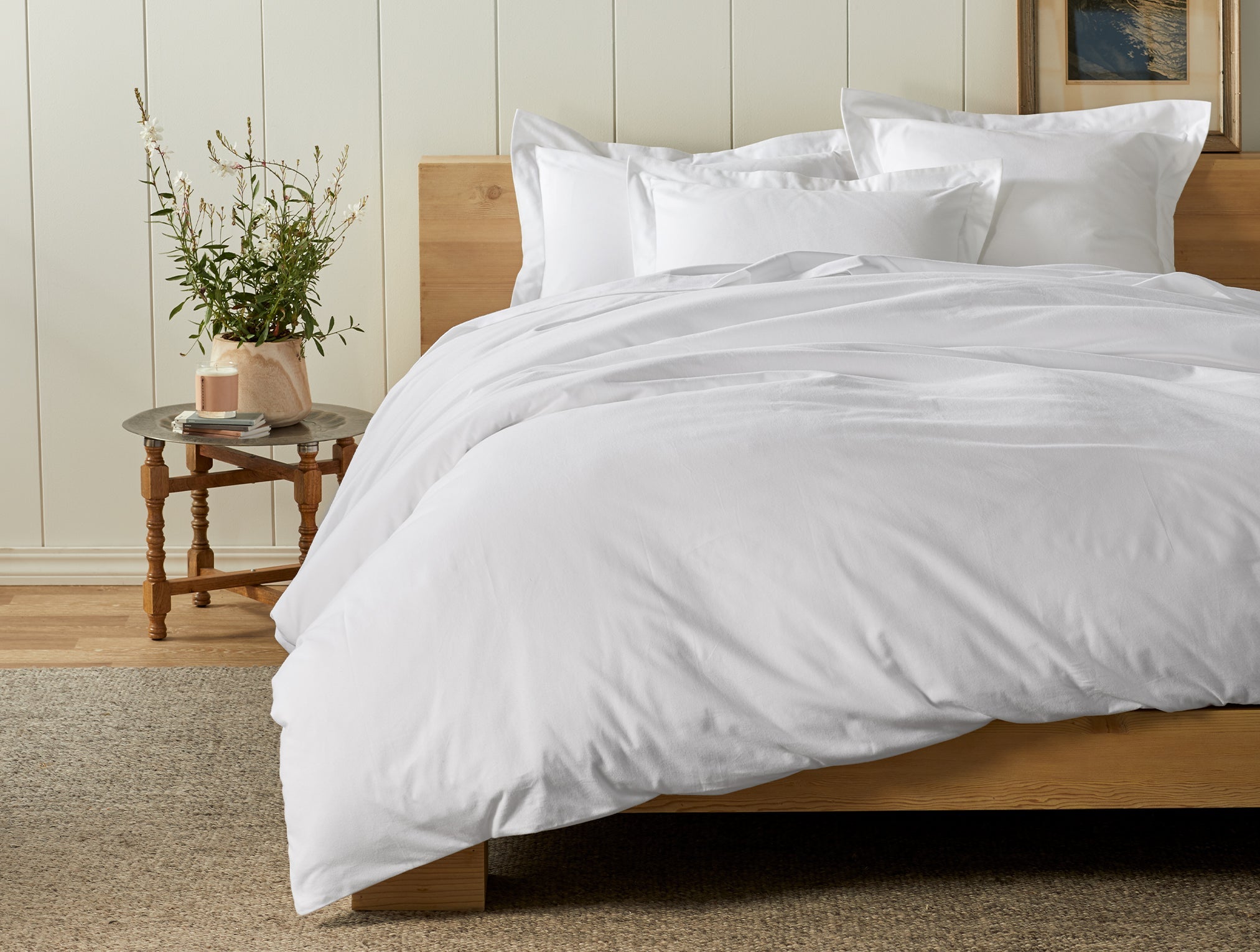 Cloud_Brushed_Organic_Flannel_Duvet_Shams_Alpine_White_Hero_F185_bfbf1e0d-b1bb-45f7-85ed-a54a4edd8a08