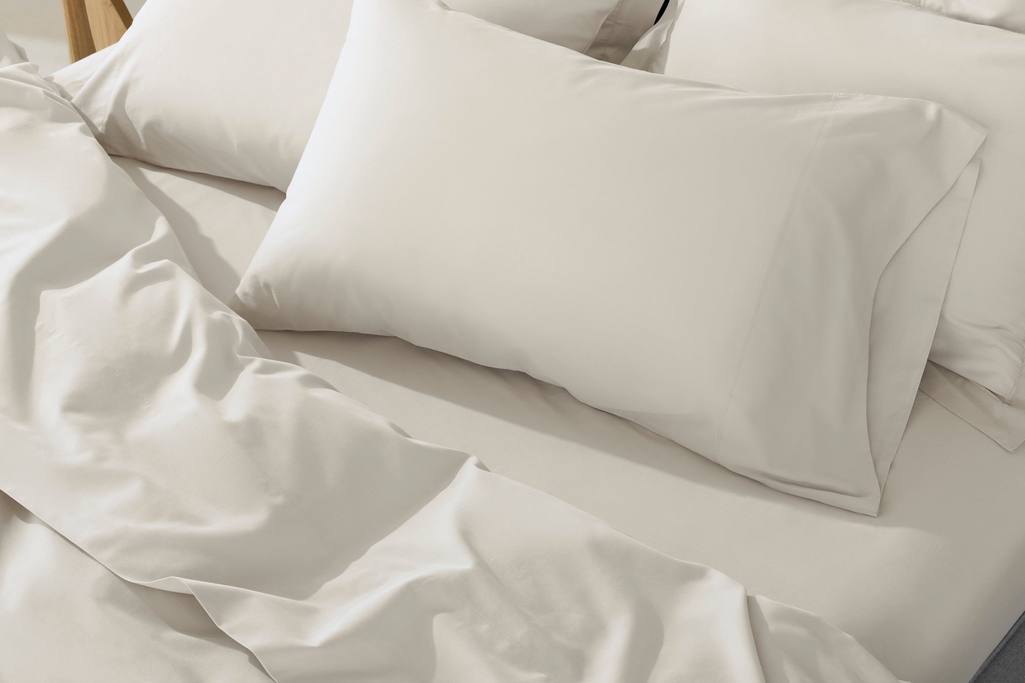 FA24_CloudSoftSateen_Duvet_Stone_B_0045_b55cfc09-e2ae-4213-8452-5a336273d4e8