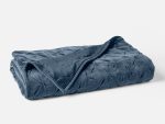 FA24_VelvetTufted_Quilt_Pine_A_0095_304f7cf2-cc1d-4347-967d-aa50a6a0b930-1