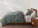 FA24_CloudBrushedOrganicFlannel_SheetSet_Queen_CamelTonalStripe_A_2205