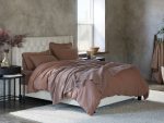 PDP_RelaxedLinen_Duvet_Laurel_SP20_A_3_95469476-c4ea-47f8-be86-99d6aeb9008f