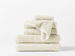 cloudloom_towels_b_sp21_1_d853666d-a498-4984-b53a-16428c170a77