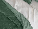 FA24_VelvetTufted_Quilt_Pine_A_0095_304f7cf2-cc1d-4347-967d-aa50a6a0b930-1