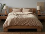 1023609_crinkled_percale_duvet_undyed_fa22_93861b66-9d99-4b3c-a6d4-56366d79f458