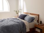 pdp_alma_pillow_all_a_sp22_0858