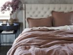 PDP_RelaxedLinen_Duvet_Laurel_SP20_A_3_95469476-c4ea-47f8-be86-99d6aeb9008f