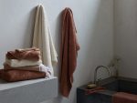 cloudloom_towels_b_sp21_1_d853666d-a498-4984-b53a-16428c170a77